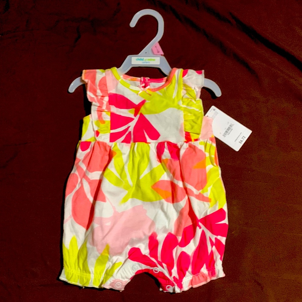 Baby girl’s outfit 0-3 months